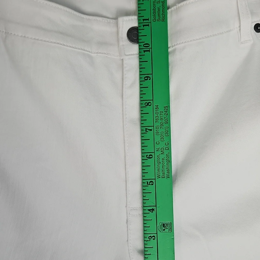 LRL‎ Lauren Modern Curvy Straight Leg Denim: Color- White: Size 22W SEE DETAILS